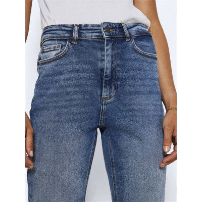 NMMONI HW STRAGHT ANK JEANS AZ221DB NOOS
